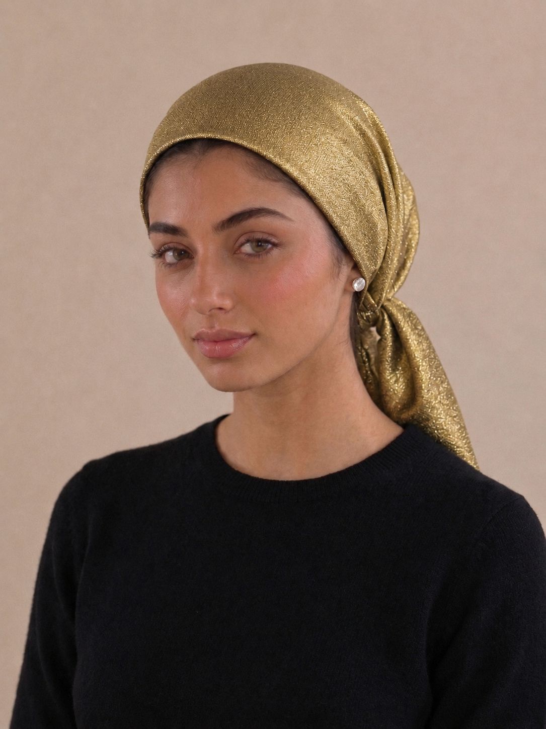 Shimmer with Velvet Grip Pre-Tied Scarves