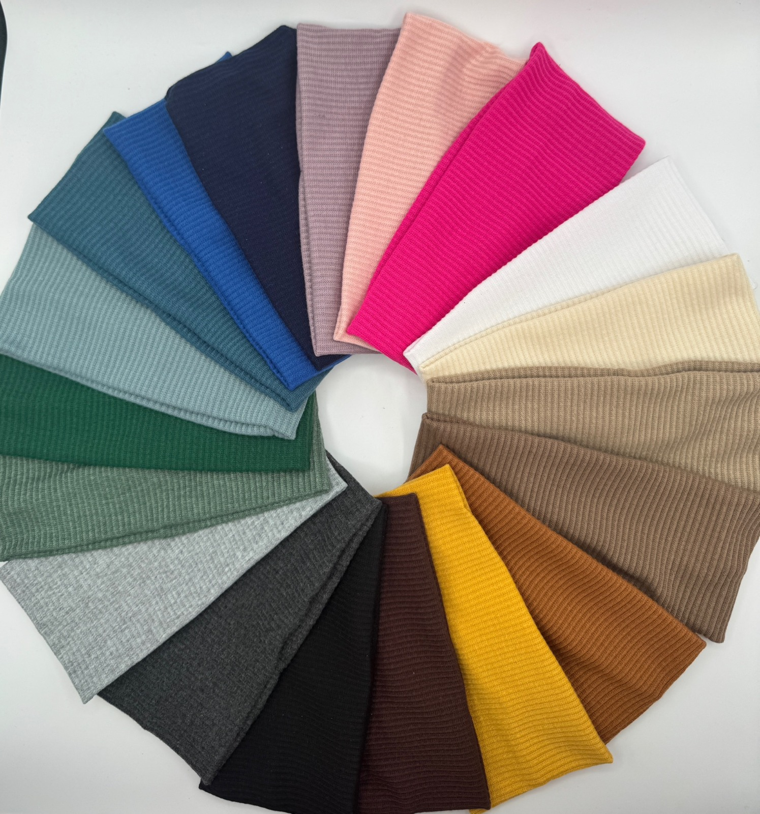 Stretchy ribbed headbands